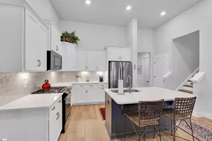 222 Woodhouse Wy, Greenville, SC 29605 - Photo 4