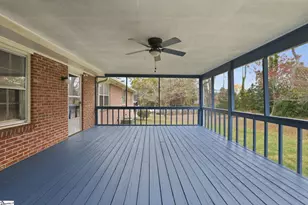 305 Holly Dr, Spartanburg, SC 29301 - Photo 16