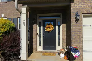 909 Deephallow Pl, Greer, SC 29651 - Photo 2