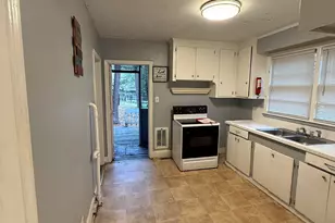 1825 Woodsboro Dr, Columbia, SC 29210 - Photo 4