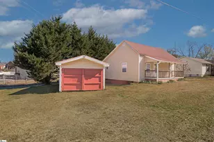 203 W Beattie St, Liberty, SC 29657 - Photo 4