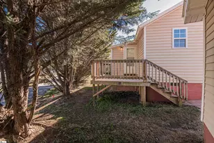 203 W Beattie St, Liberty, SC 29657 - Photo 6