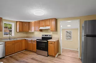 203 W Beattie St, Liberty, SC 29657 - Photo 14