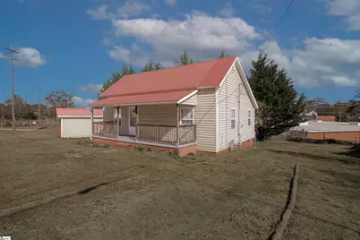 203 W Beattie Street, Liberty, SC 29657 - Photo 2