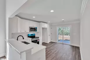 108 Oak St, Belton, SC 29627 - Photo 8