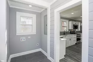 3204 Old Buncombe Rd, Greenville, SC 29609 - Photo 10