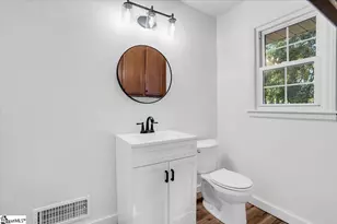 200 Rosemary Ln, Greenville, SC 29615 - Photo 28