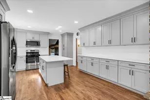 200 Rosemary Ln, Greenville, SC 29615 - Photo 14