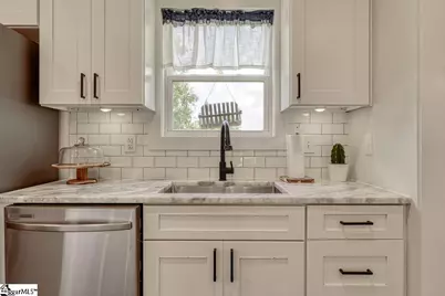 212 Quarterdeck Court, Chesnee, SC 29323 - Photo 8