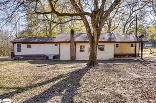 848 Black Snake Rd, Easley, SC 29640 - Photo 16