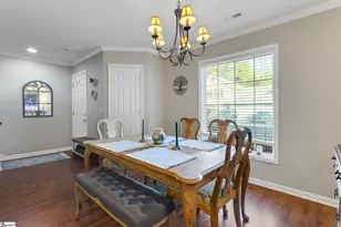 1124 E Lee Rd, Taylors, SC 29687 - Photo 6