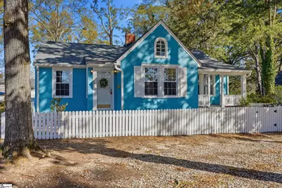 602 W Farley Avenue, Laurens, SC 29360 - Photo 1