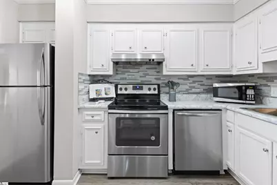 805 Stallings Road #Unit 110, Taylors, SC 29687 - Photo 8