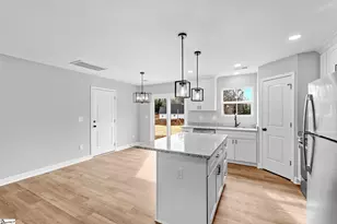 1863 Reid School Rd, Taylors, SC 29687 - Photo 6