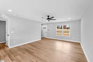 1863 Reid School Rd, Taylors, SC 29687 - Photo 4