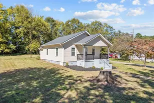 228 Grandview Dr, Spartanburg, SC 29303 - Photo 2