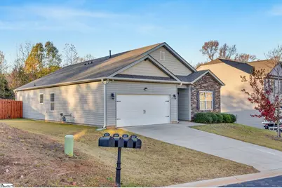 461 All Seasons Drive, Boiling Springs, SC 29316 - Photo 4