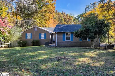 219 Greenbriar Drive, Simpsonville, SC 29680 - Photo 2