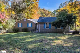 219 Greenbriar Dr, Simpsonville, SC 29680 - Photo 2