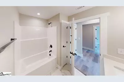 1168 W Rutledge Avenue, Gaffney, SC 29341 - Photo 30