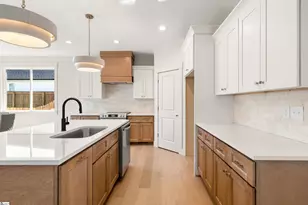 204 Tot Howell Rd, Greer, SC 29651 - Photo 8