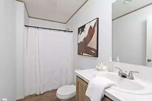 160 Bernice Dr, Moore, SC 29369 - Photo 18