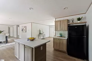 160 Bernice Dr, Moore, SC 29369 - Photo 10