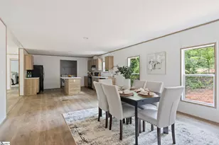 160 Bernice Dr, Moore, SC 29369 - Photo 6