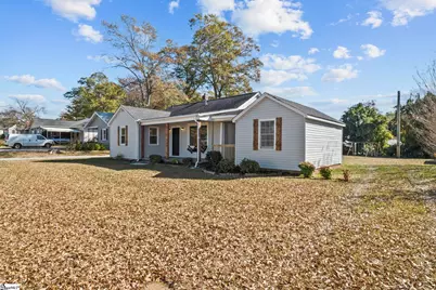 113 Robinson Avenue, Easley, SC 29640 - Photo 2