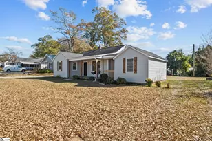 113 Robinson Ave, Easley, SC 29640 - Photo 2