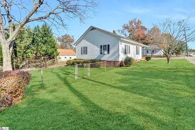 500 W Calhoun Street, Joanna, SC 29351 - Photo 6