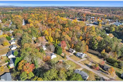 21 Shore Drive, Greenville, SC 29611 - Photo 28