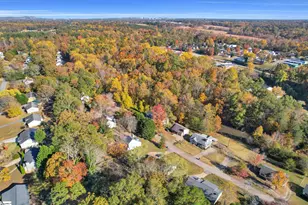 21 Shore Dr, Greenville, SC 29611 - Photo 28