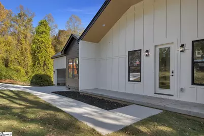 21 Shore Drive, Greenville, SC 29611 - Photo 2