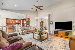 387 Bright Farm Rd, Duncan, SC 29334 - Photo 10