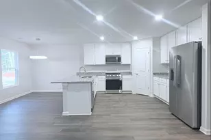 212 Perry Dean Rd, Laurens, SC 29360 - Photo 4