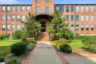 400 Mills Ave, Greenville, SC 29605 - Photo 2