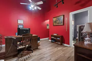 400 Mills Ave, Greenville, SC 29605 - Photo 18