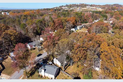 1067 Summit Drive, Greenville, SC 29609 - Photo 36