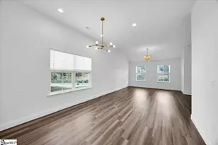 744 S Bomar Ave, Landrum, SC 29356 - Photo 14