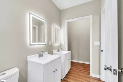 300 Farley Street, Spartanburg, SC 29303 - Photo 8