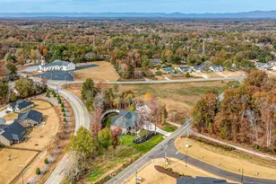 65 New Tilth Rd, Taylors, SC 29687 - Photo 2