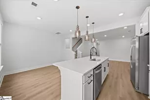 518 W Norvell Ct, Spartanburg, SC 29307 - Photo 6