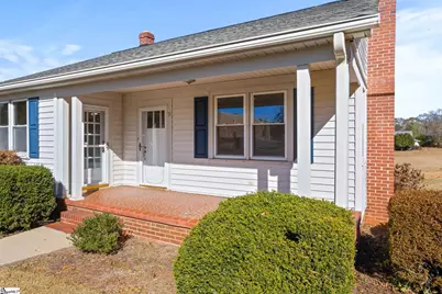 51 Owings Street, Gray Court, SC 29645 - Photo 4
