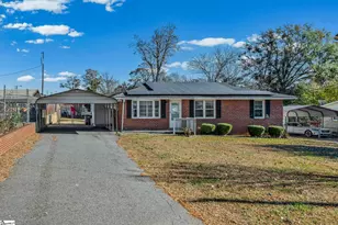 9 Michael Dr, Greenville, SC 29611 - Photo 1