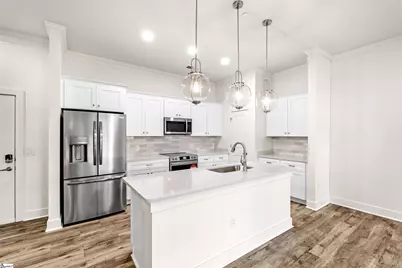 98 E McBee Avenue #Unit 413, Greenville, SC 29601 - Photo 8