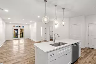 98 E McBee Ave, Greenville, SC 29601 - Photo 10