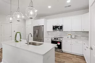 98 E McBee Ave, Greenville, SC 29601 - Photo 8