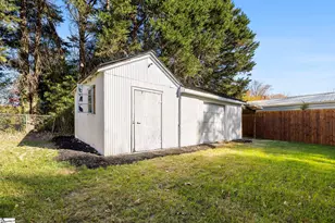 208 Meridian Ave, Taylors, SC 29687 - Photo 32