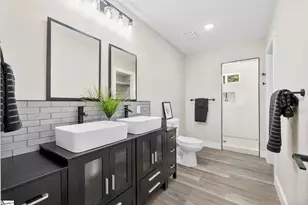 208 Meridian Ave, Taylors, SC 29687 - Photo 24